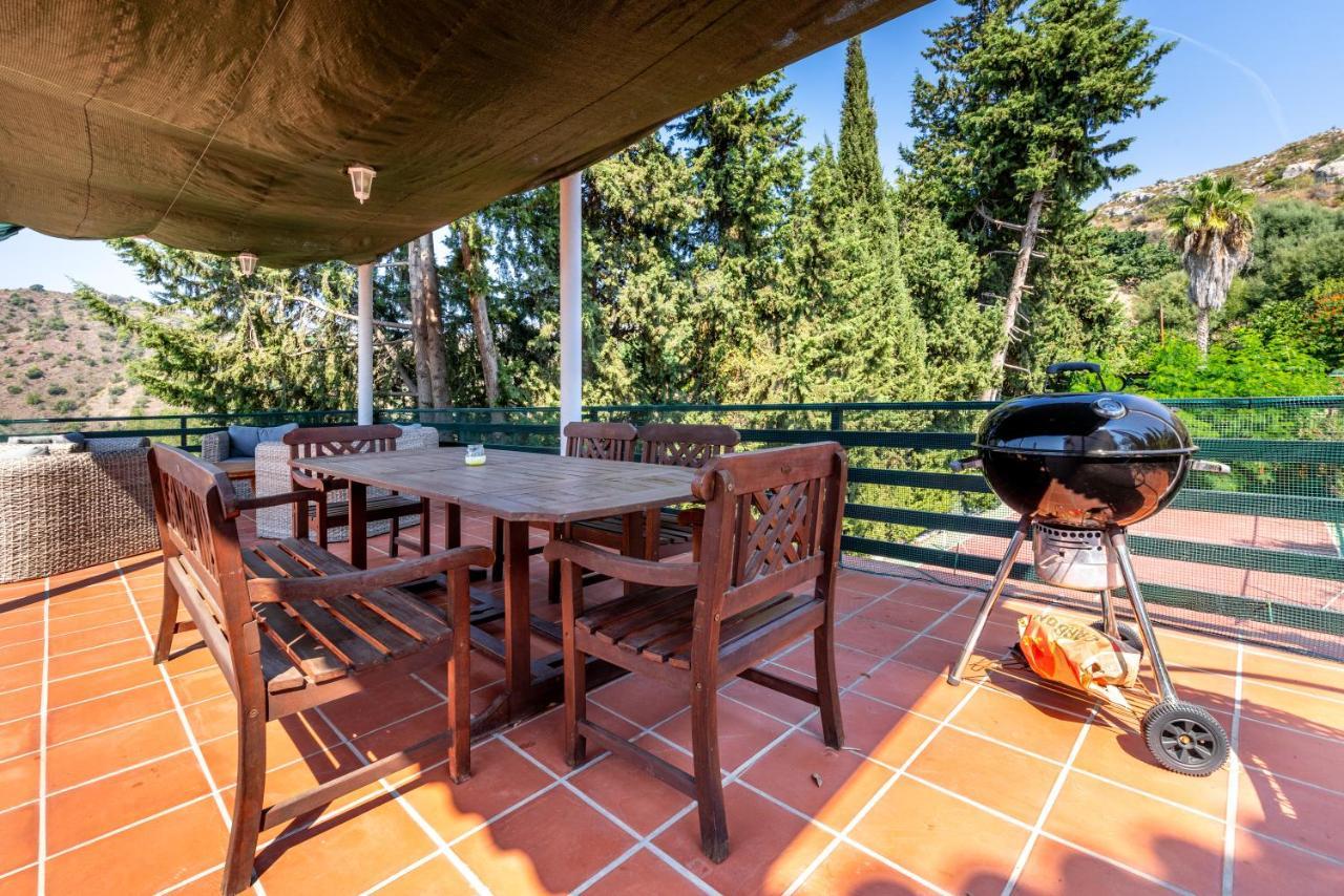 New House In Malaga Nature Luaran gambar